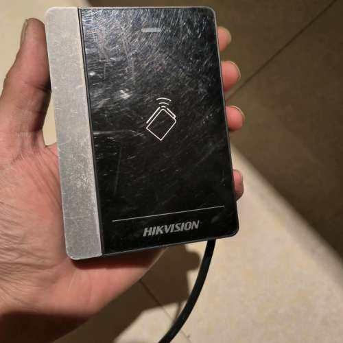 议价海康门禁读卡器DS-k1102M，