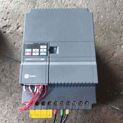 议价众辰变频器Z2400-22GY原装拆机22KW成色，安