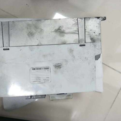 议价伦茨8400系列变频器，型号E84AVHCE2224VX0