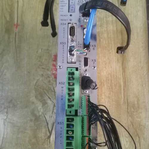 议价APEX驱动器 STMHE.3 拆机实拍图，