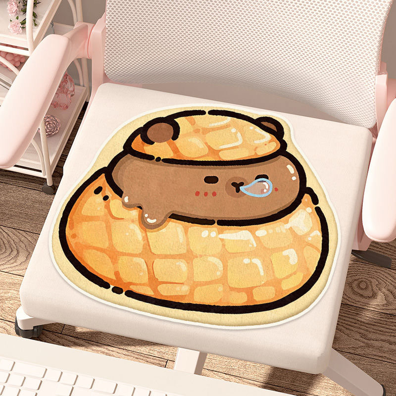 椅垫屁股坐垫学生仿羊绒小椅子板凳教室卡皮巴拉餐桌椅毛绒凳椅垫