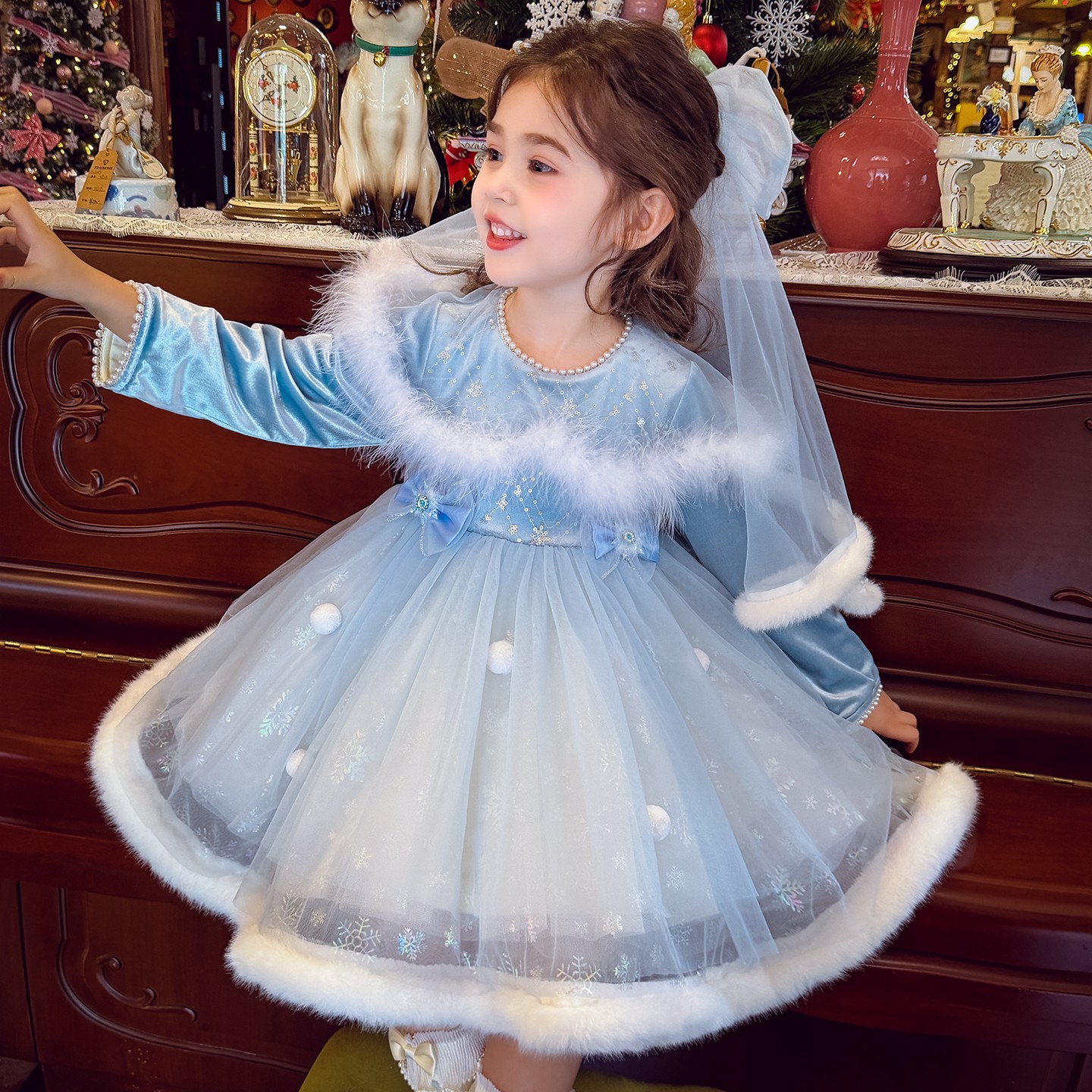 女童公主连衣裙冬装2025新款韩版加绒蓝色生日礼服裙小女孩蓬蓬裙