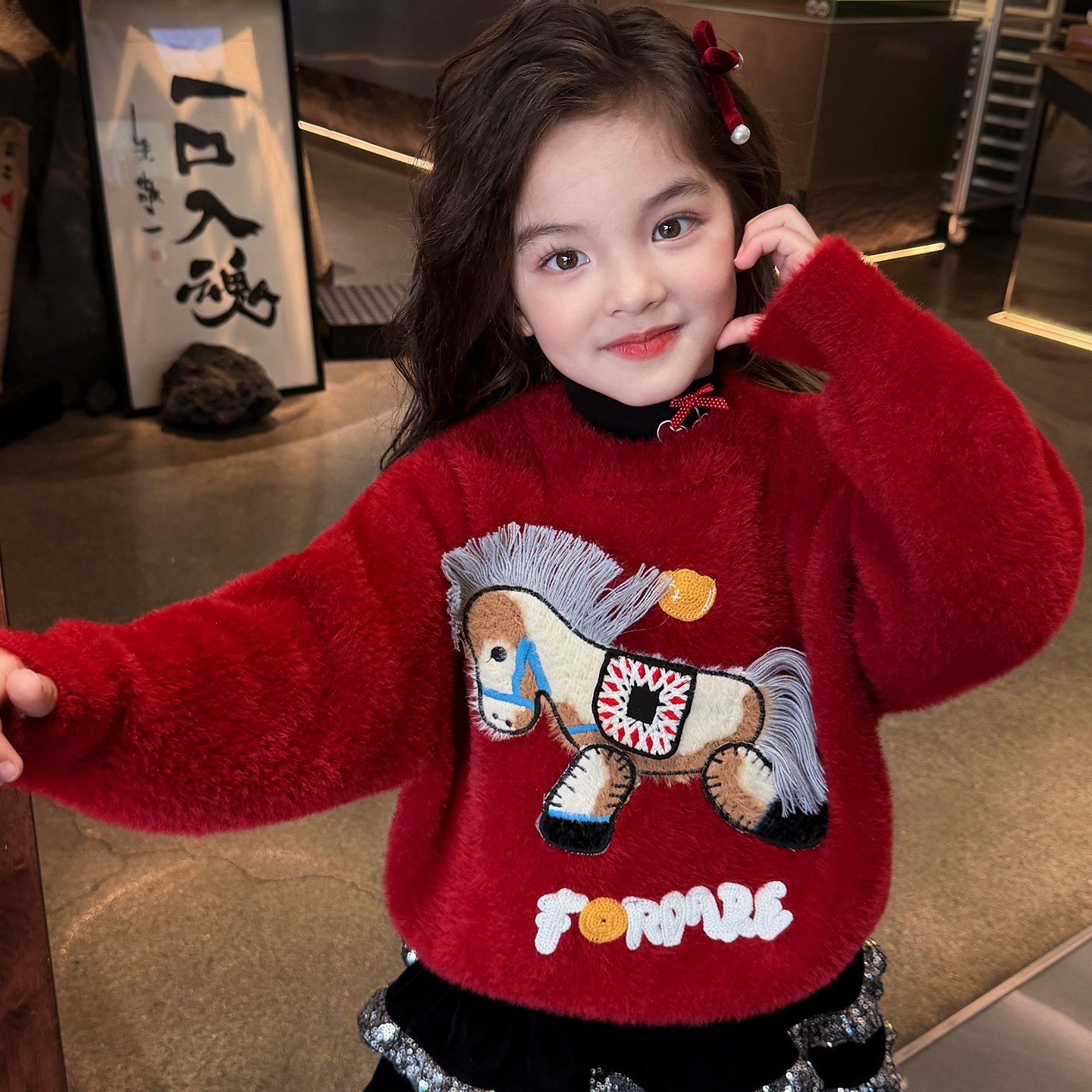 女童马年水貂绒新年毛衣