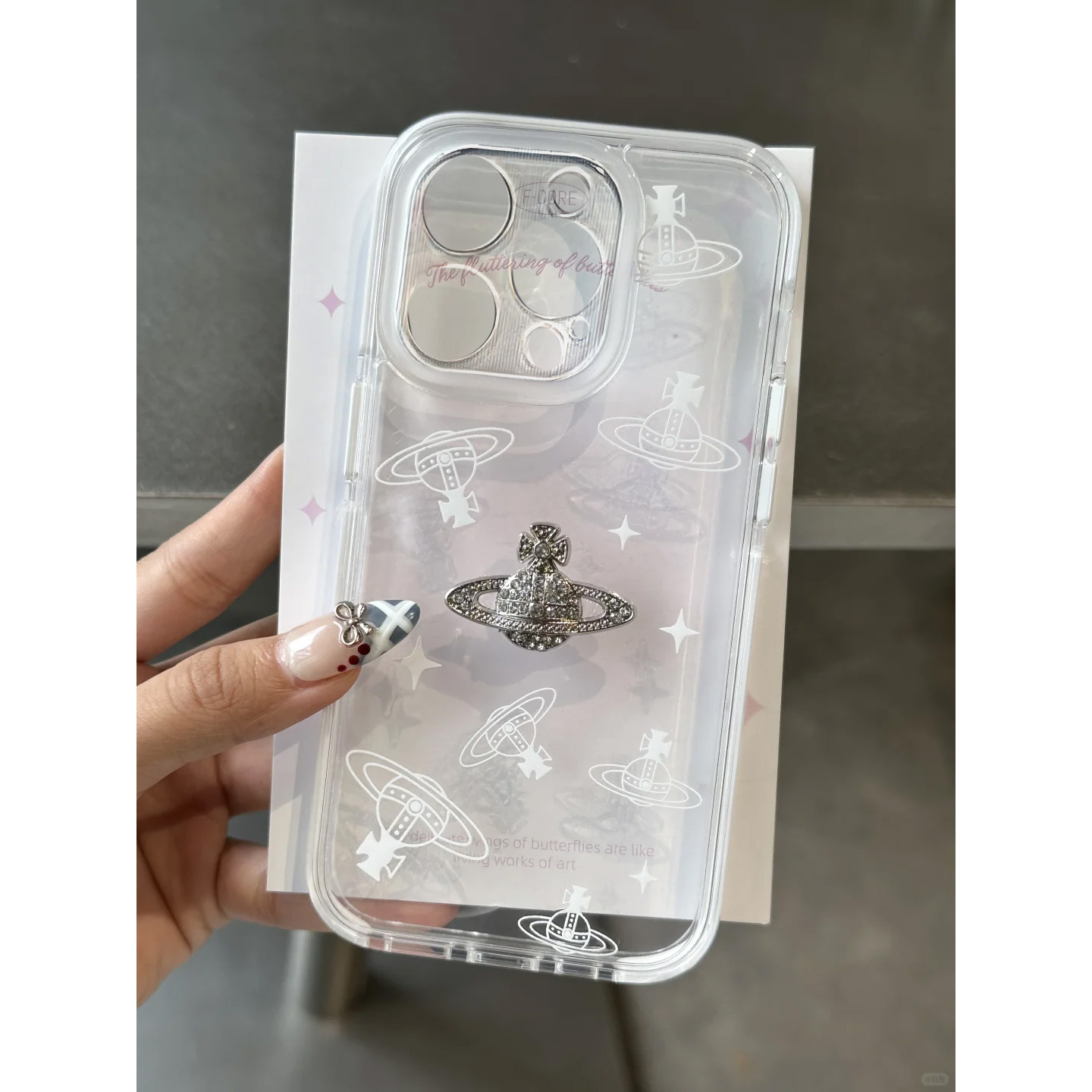 土星闪钻立体西太后适用iphone16promax手机壳苹果15透明13/14/12/11华为Pura70荣耀200小米防摔oppo红米vivo