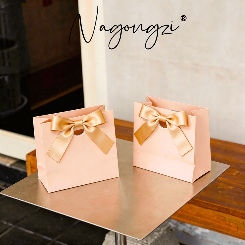 高端婚礼喜糖纸袋现货彩色蝴蝶结礼品袋白卡纸首饰袋喜糖袋logo