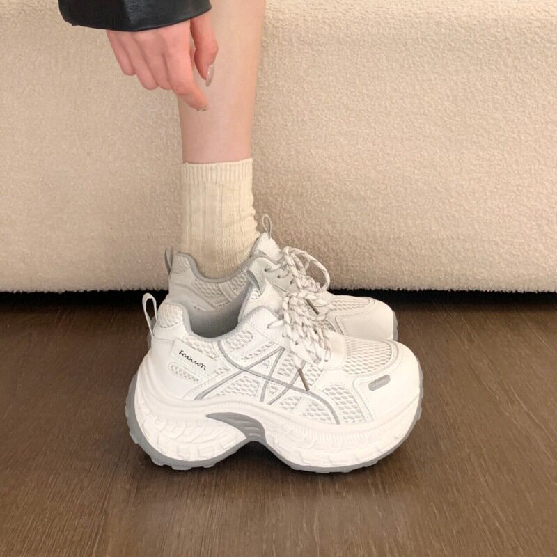 厚底老爹鞋女款2026春季新款透气网面百搭轻便跑步休闲运动鞋