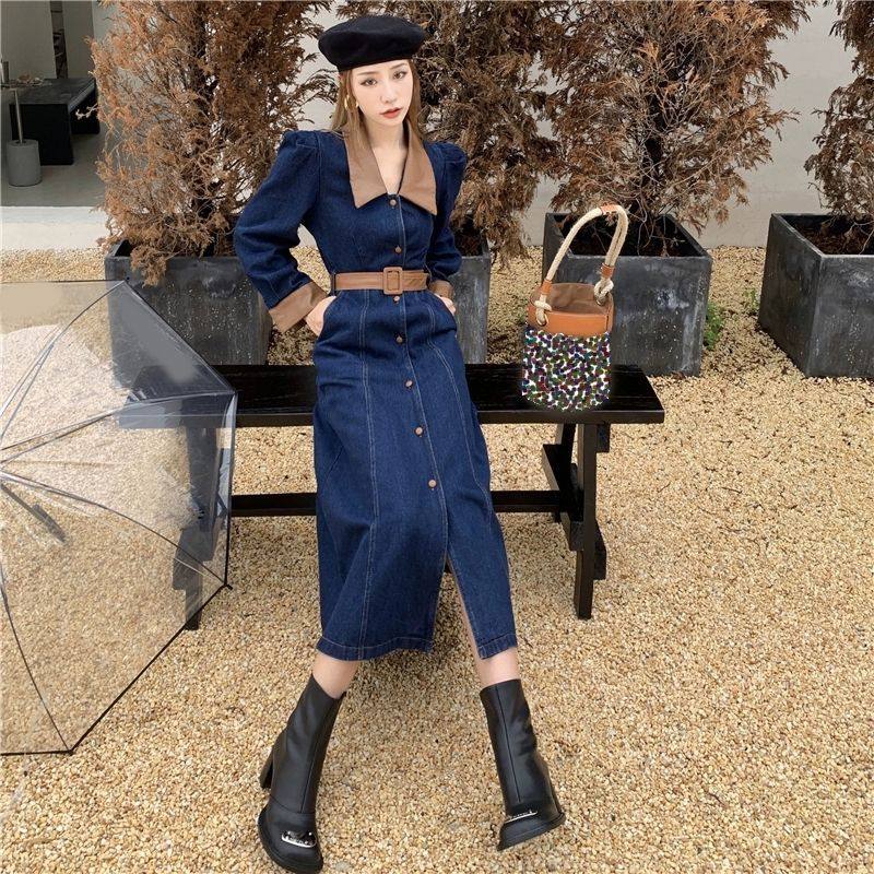 减龄气质中长款复古牛仔连衣裙女秋冬大码胖mm收腰显瘦过膝背带裙