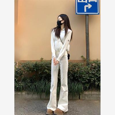 白色针织短款羽绒服女款