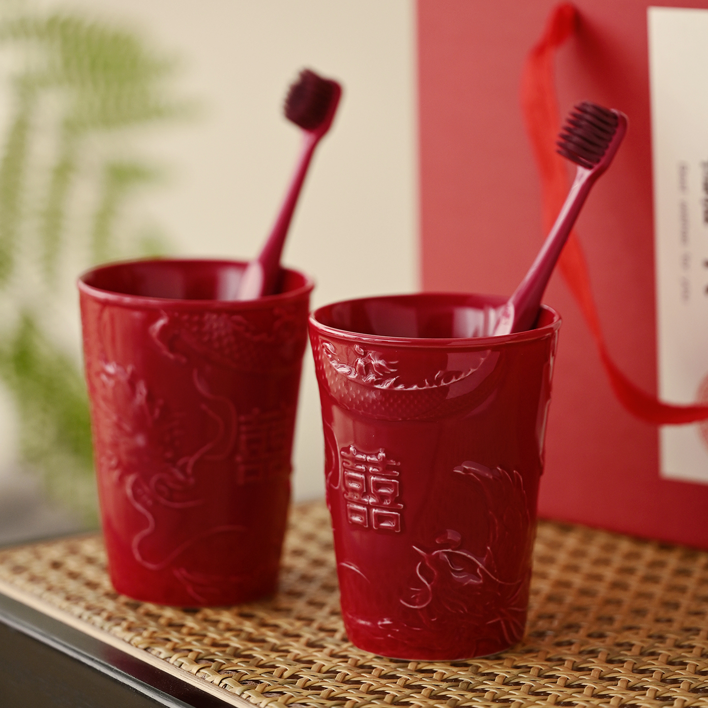 结婚龙凤杯子一对女方陪嫁套装陶瓷洗漱杯漱口杯牙杯婚庆用品大全