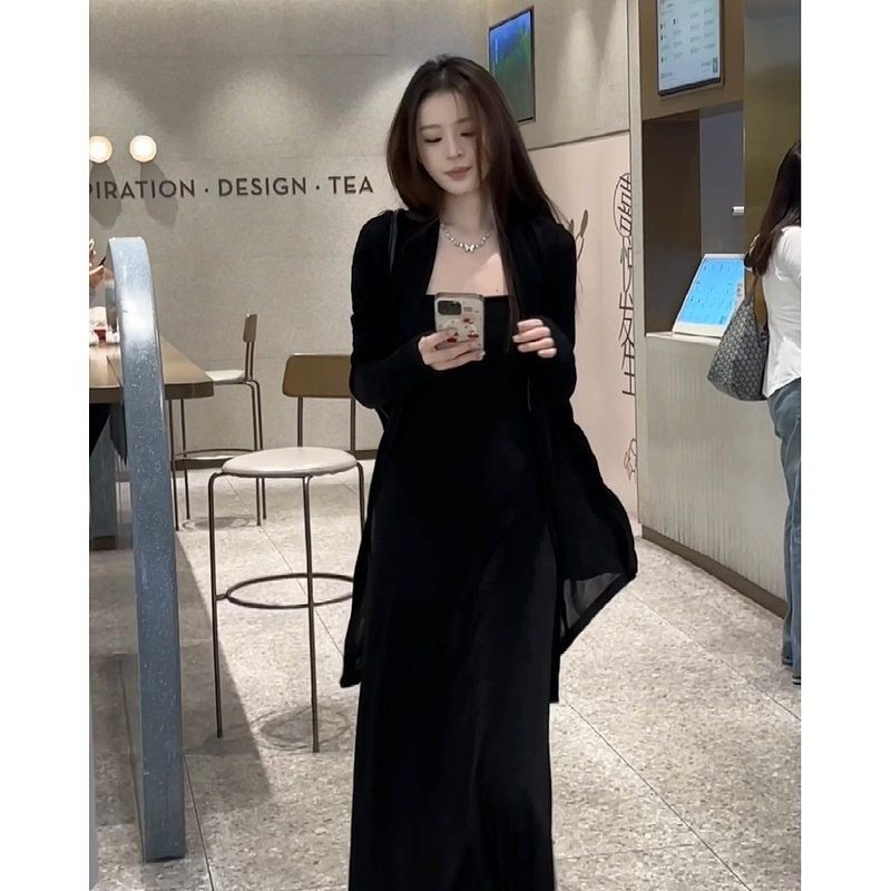 裙子+外套披风秋季穿搭法式吊带连衣裙女宽松冰丝气质薄款两件套,女装/女士精品,风衣,淘宝优惠券,粉丝福利购,淘宝优惠卷