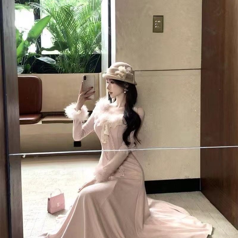 冬季新款温柔千金毛毛气质蕾丝花边收腰针织长裙显瘦连衣裙女