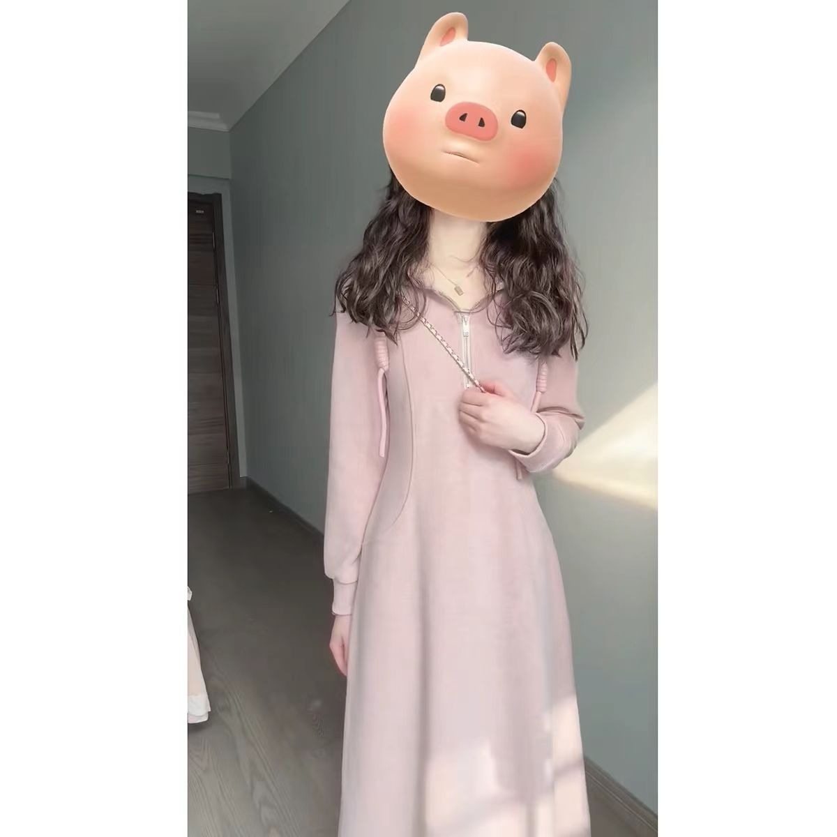 小个子粉色连帽卫衣连衣裙子秋冬季新款女装早秋长袖气质长裙