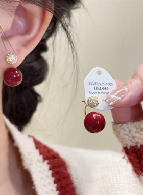 氛围感酒红色钻球耳钉韩国精致小众百搭耳环小巧红色气质新款耳饰
