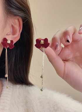 2025新款红色蝴蝶结流苏无耳洞耳夹女秋冬款过年喜庆圆脸显瘦耳饰