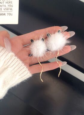 秋冬新款水貂毛猫咪耳饰s925银针可爱少女耳钉毛绒耳环女软垫耳夹