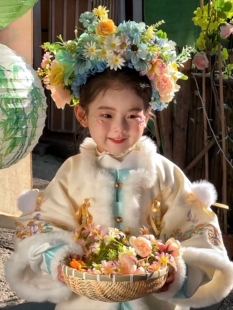 白月光加绒毛绒女童汉服宋制小女孩国风新中式套装马面裙古代冬季