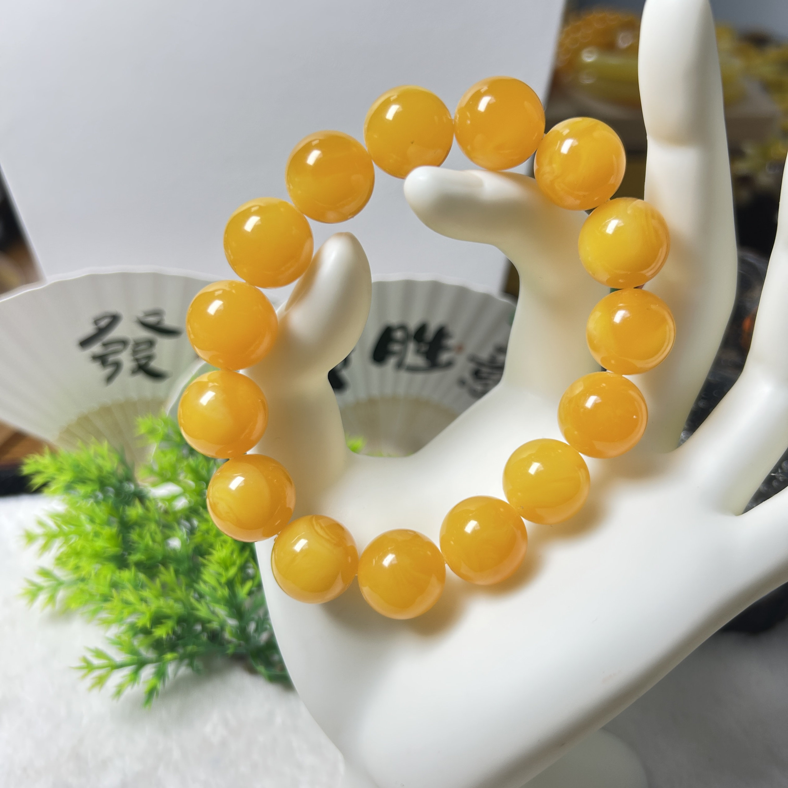 天然原矿新蜜圆珠手串卡14mm时尚百搭款