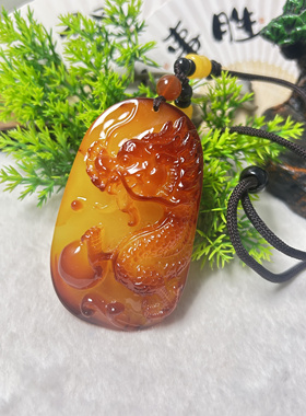 天然原矿新蜜时尚俏色龙牌素绳款吊坠时尚百搭