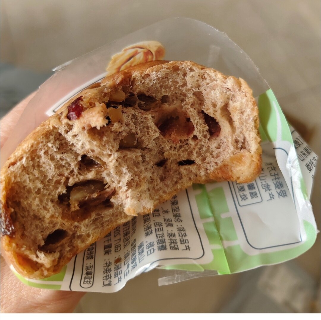 杂粮坚果面包无蔗糖无面粉膳食纤维早代餐上班族中老年饱腹零食品