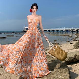 泰式 多巴胺海边印花挂脖性感露背度假长裙女压褶超仙大摆连衣裙