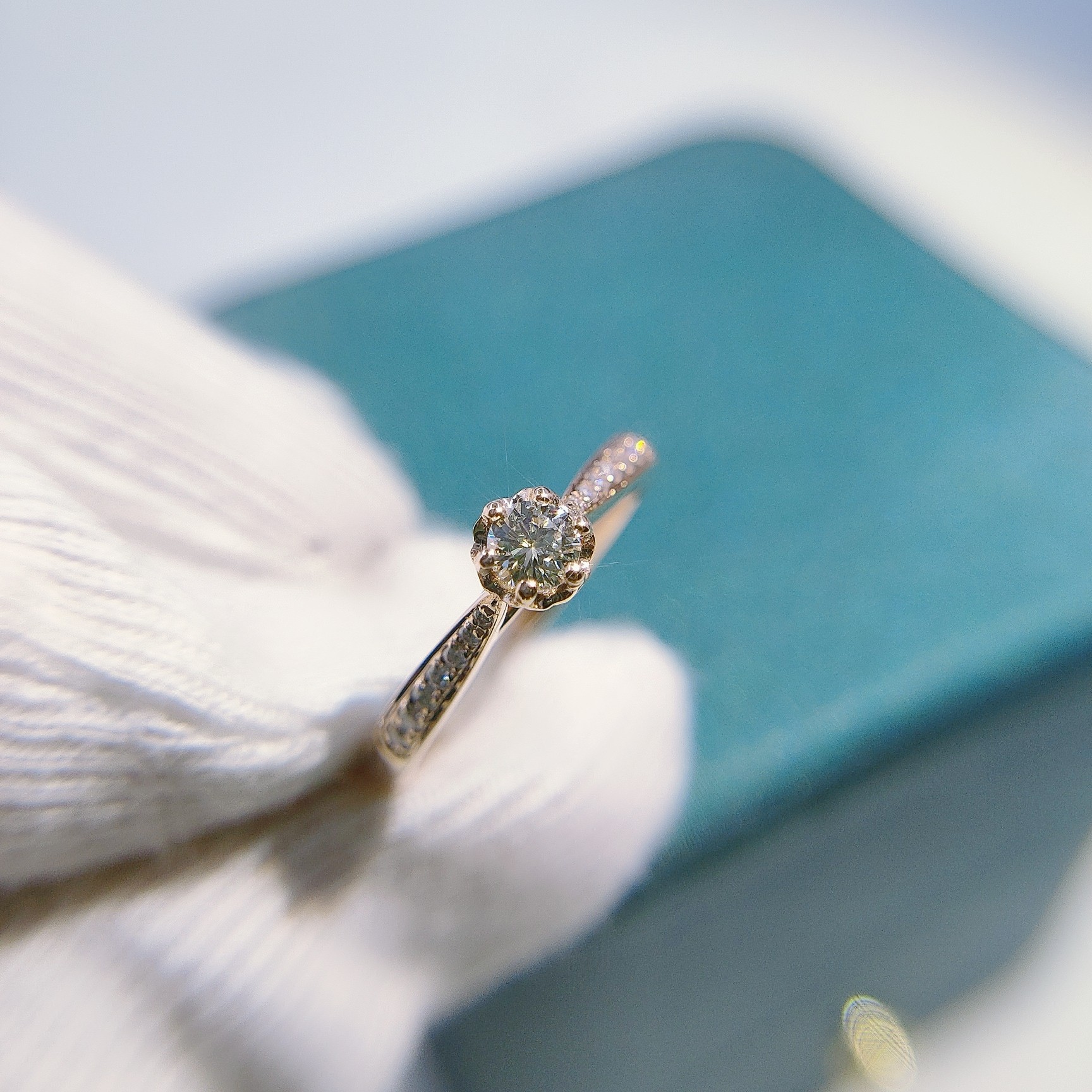 18分钻石戒指玫瑰金花苞18k金戒托空托定制旋转王冠六爪项链红绳