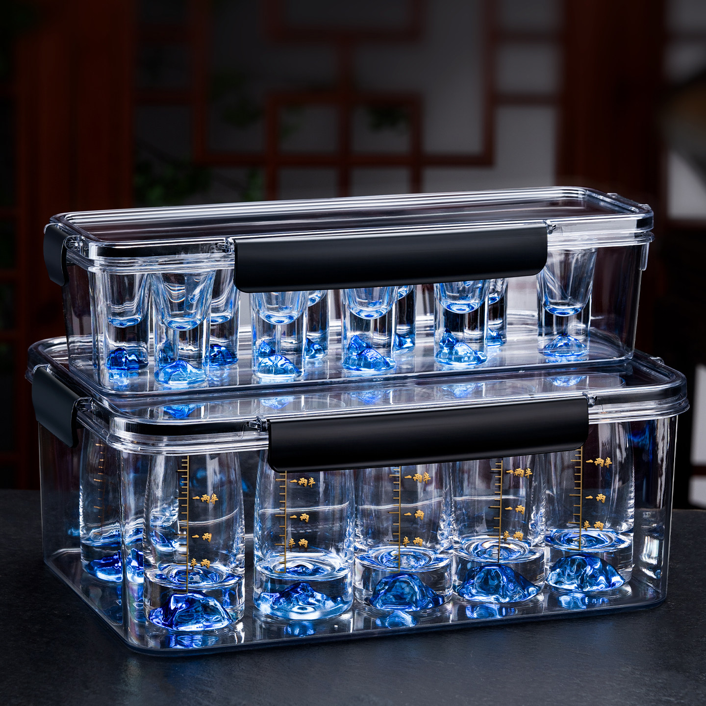 轻奢玻璃白酒杯套装家用分酒器小酒杯酒具防尘收纳盒透明展示盒图片