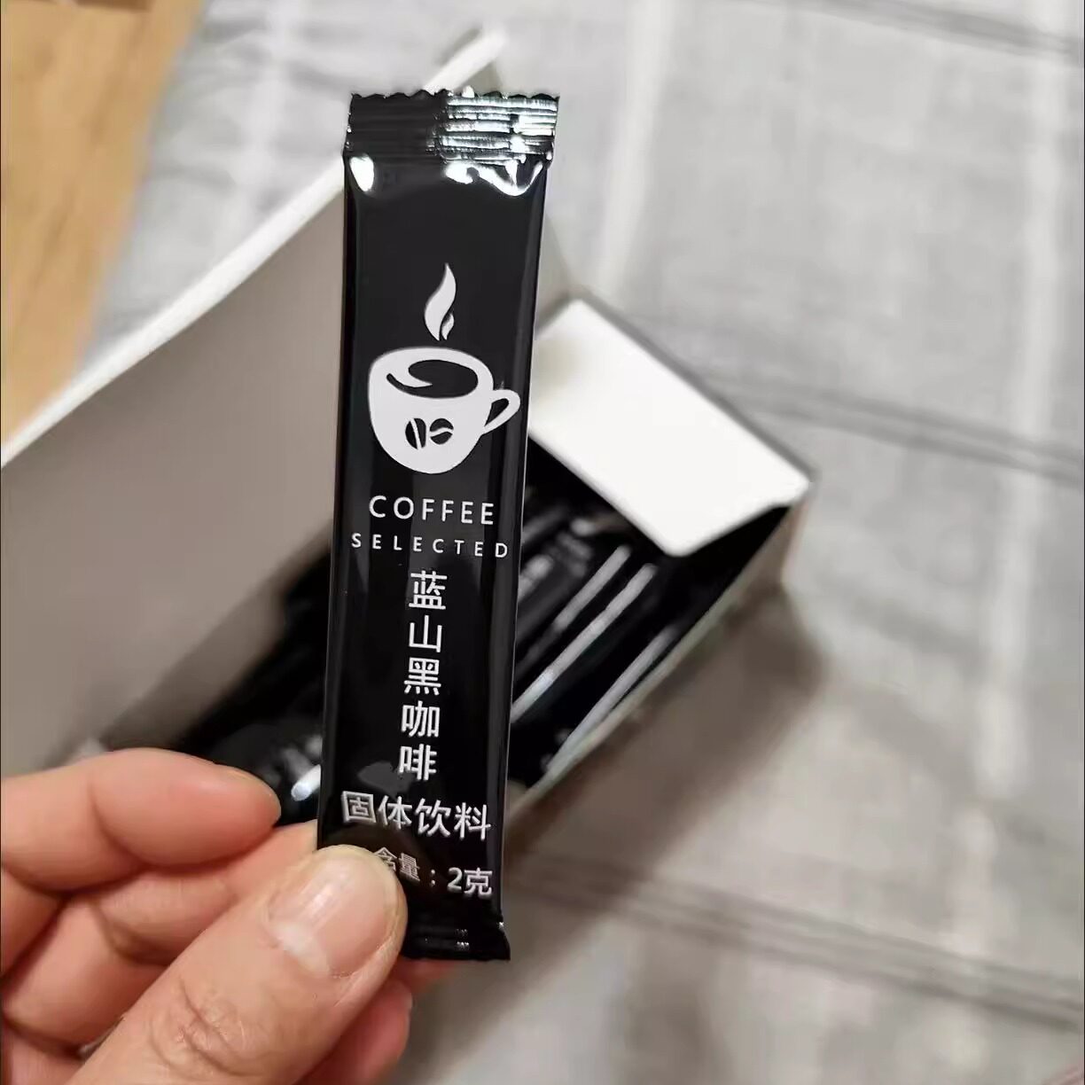 蓝山纯黑咖啡0卡0脂肪无蔗糖速溶提神醒脑美式特浓批发