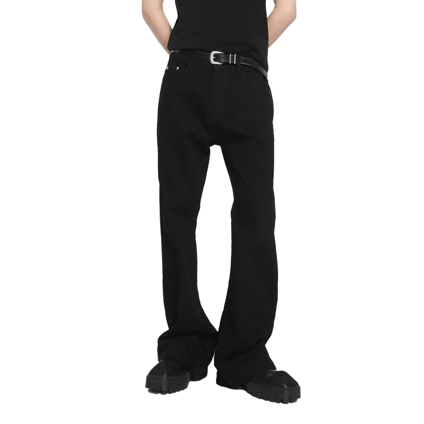 韩版黑色微喇叭水洗牛仔裤