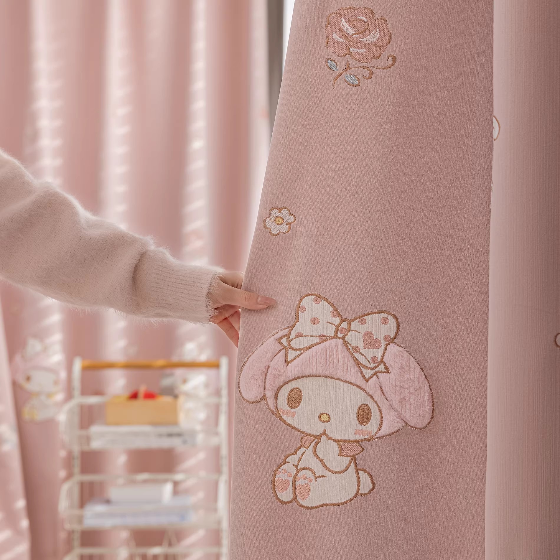 儿童房高端雪尼尔刺绣粉色美乐蒂女孩房可爱窗帘卧室飘窗私人定制