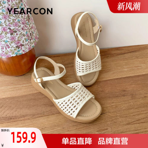意尔康编织妈妈凉鞋2026新款夏季厚底舒适不累脚平底中老年女鞋