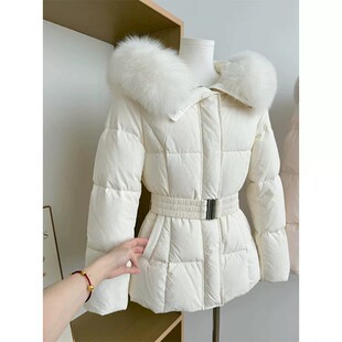 白色显瘦收腰羽绒服女2026冬季大毛领连帽90白鸭绒加厚面包服外套
