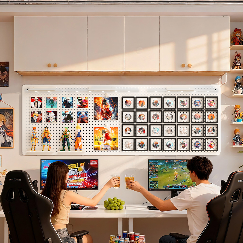 吧唧洞洞板吃谷痛墙收纳展示架二次元手办周边间谍过家家谷子徽章