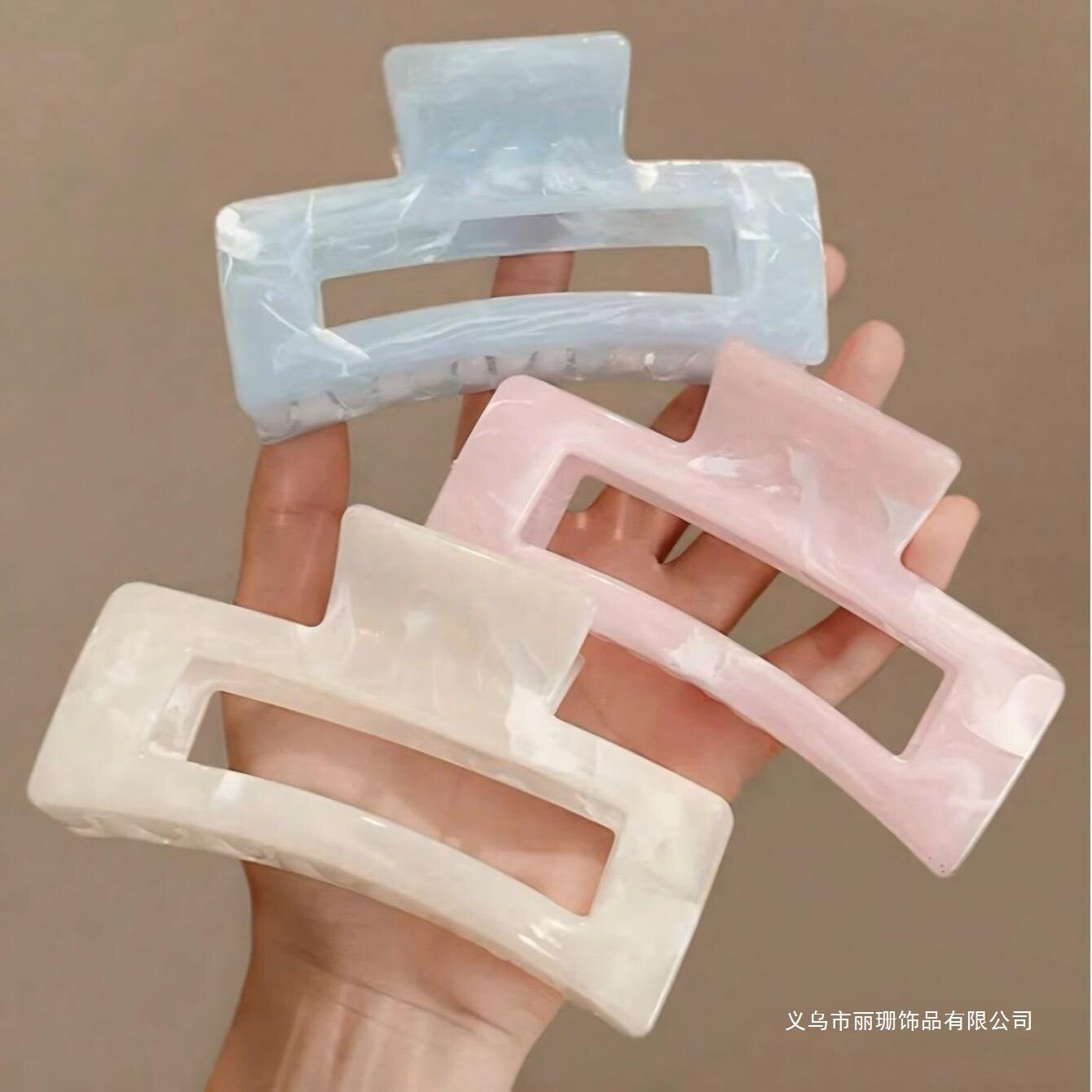 热卖 防亚克力抓夹女后脑勺 盘发夹洗澡头发夹子发卡头饰盘发器