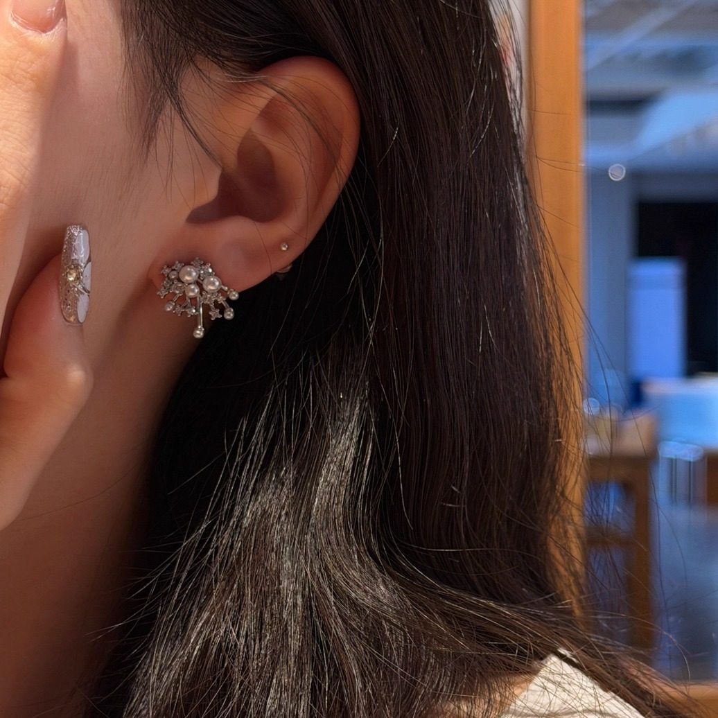 十里间【梦幻】法式浪漫小清新亮晶晶珍珠耳环百搭立体氛围感耳钉,饰品/流行首饰/时尚饰品新,耳钉,淘宝优惠券,粉丝福利购,淘宝优惠卷