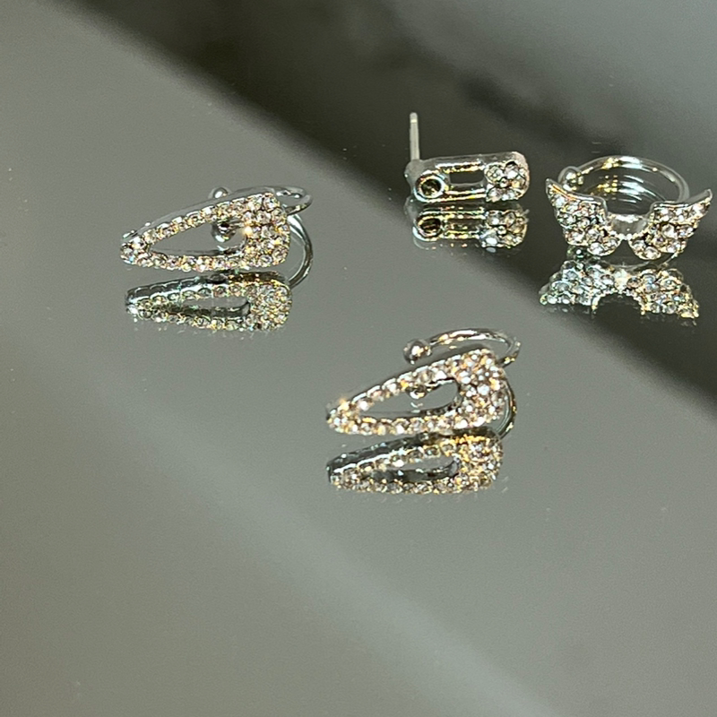 十里间【随便戴就很漂亮～耳骨夹】甜美亮晶晶翅膀回形针耳夹