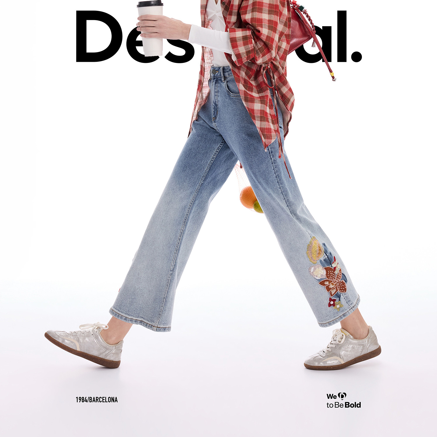 【超能小太阳】Desigual牛仔花卉刺绣钉珠装饰渐变水洗女式牛仔裤