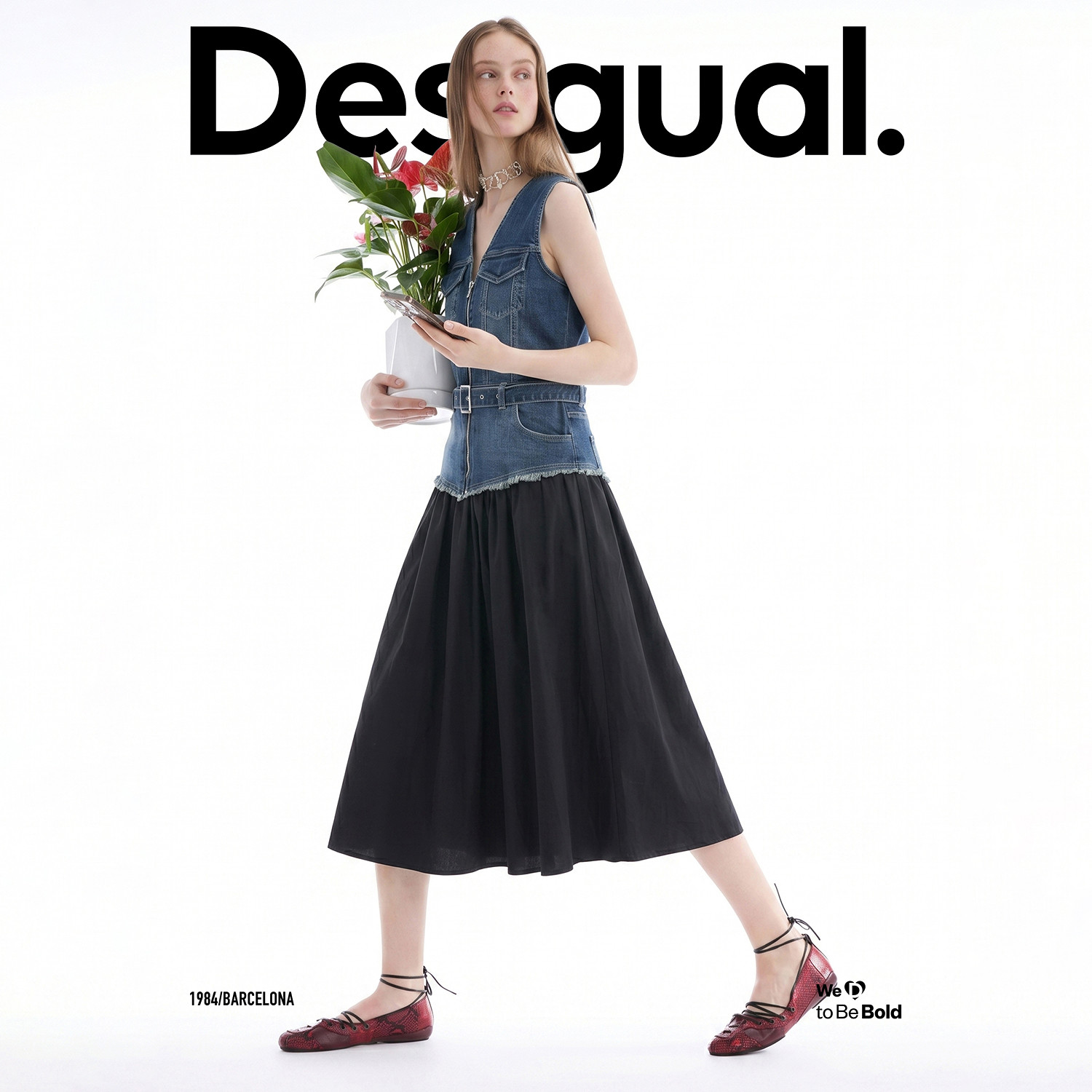 Desigual26春夏新品修身牛仔拼接v领无袖女式连衣裙