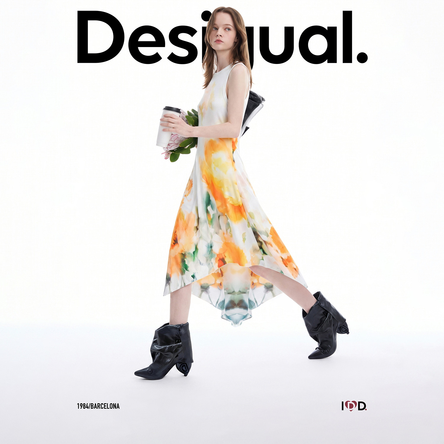 Desigual26秋冬新品夏日水彩花卉无袖圆领不规则下摆短款连衣裙