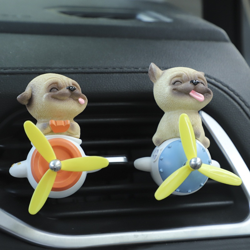 汽车摆件轻奢风装饰手办批发出风口香薰跨境新品可爱手办男生礼物