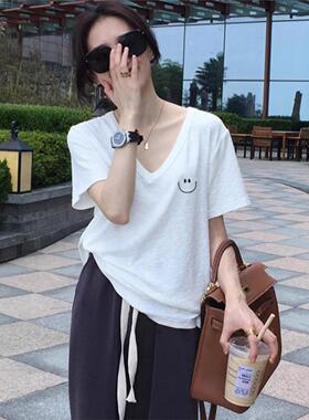 欧货白色v领短袖t恤女正肩显瘦2025新款夏季竹节棉宽松鸡心领上衣