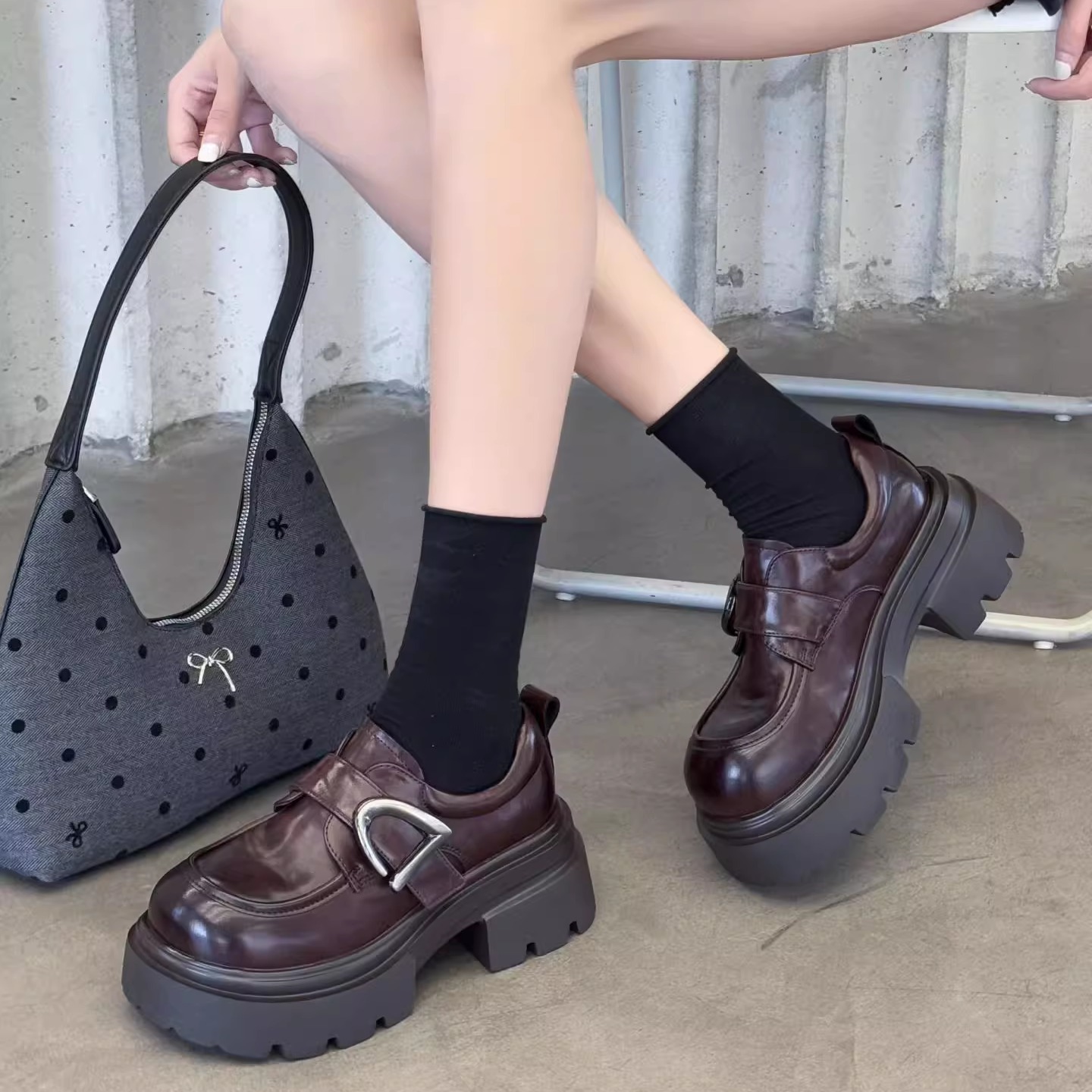 米女鞋乐福鞋皮面厚底25冬款女鞋时尚百搭韩版潮鞋舒适保暖气质