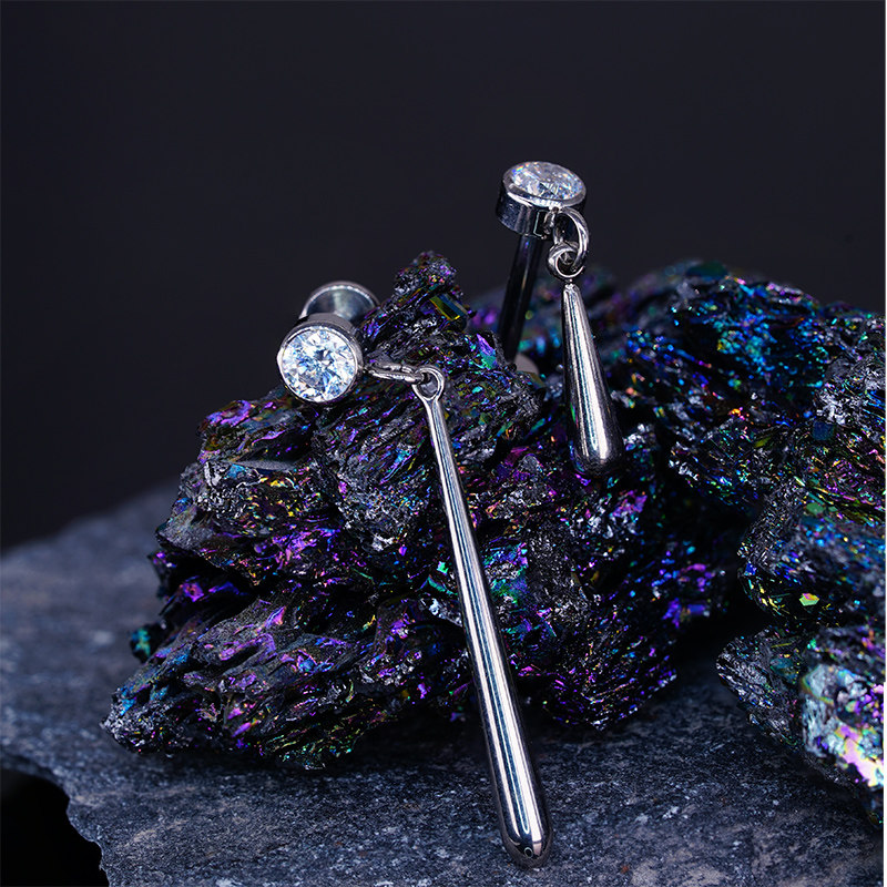 rockboil钛合金日漫索隆锆石耳钉