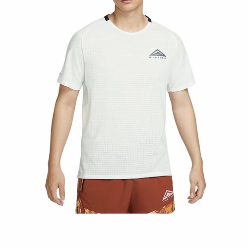 NIKE/耐克 夏季男子运动休闲跑步透气速干圆领短袖T恤 DV9306-121