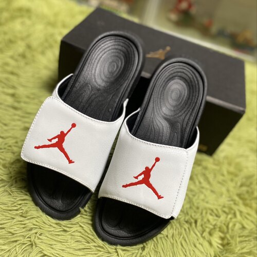 Nike/耐克 AIR JORDAN运动男子魔术贴一字拖881473-101