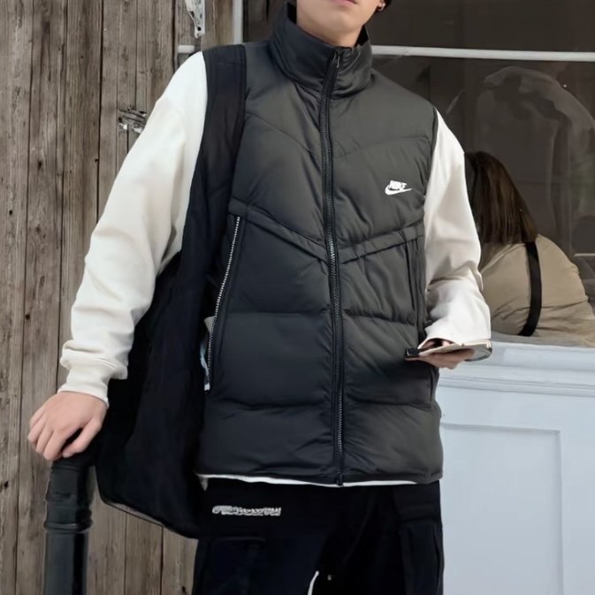 NIKE/耐克冬季男女羽绒马甲背心Storm-FIT保暖拒风夹克FB8184-010