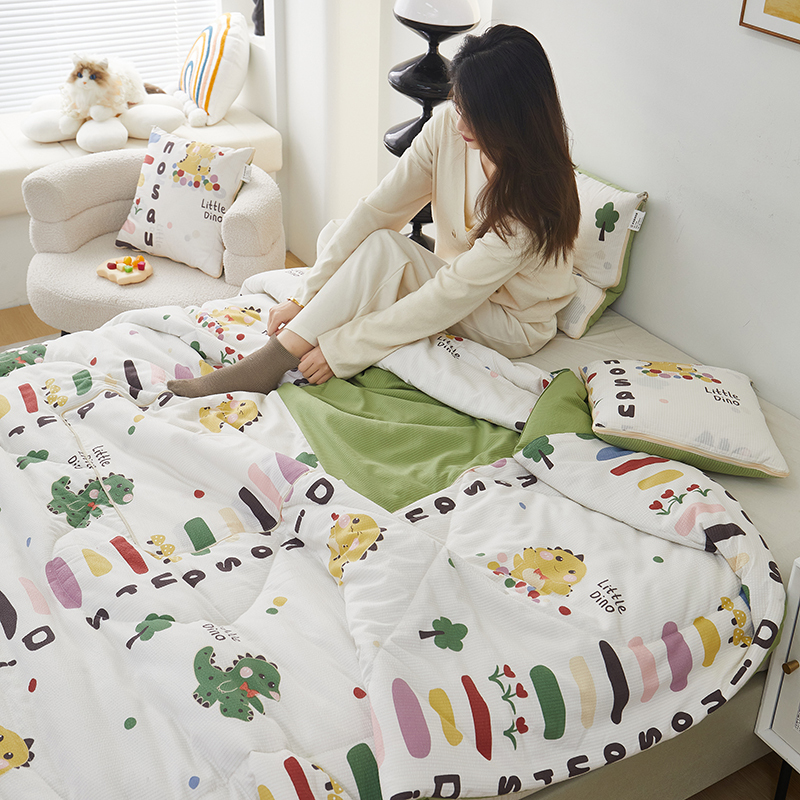 多功能抱枕被子两用午睡盖毯二合一车载枕头被办公室靠枕四季通用