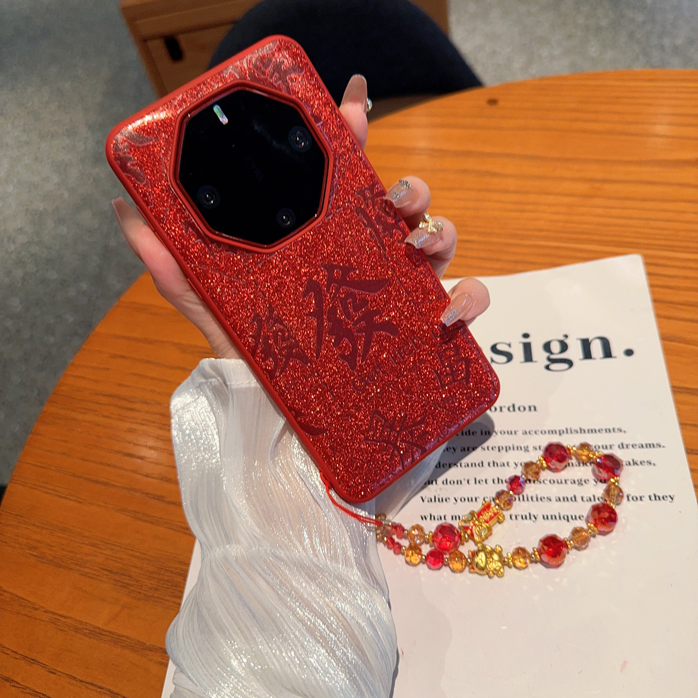 适用华为保时捷mate50手机壳挂绳