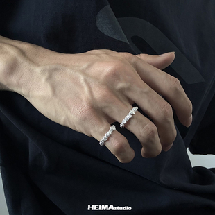 原创岩石系列纯银尾戒男女情侣小众设计师素圈独特小拇指戒指超小