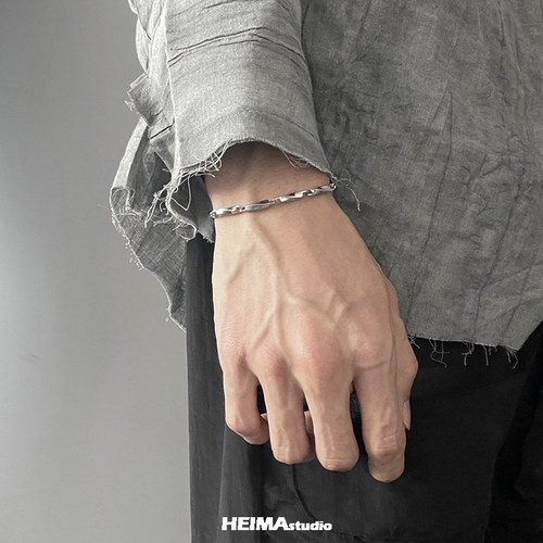 不掉色钛钢手链男潮牌简约