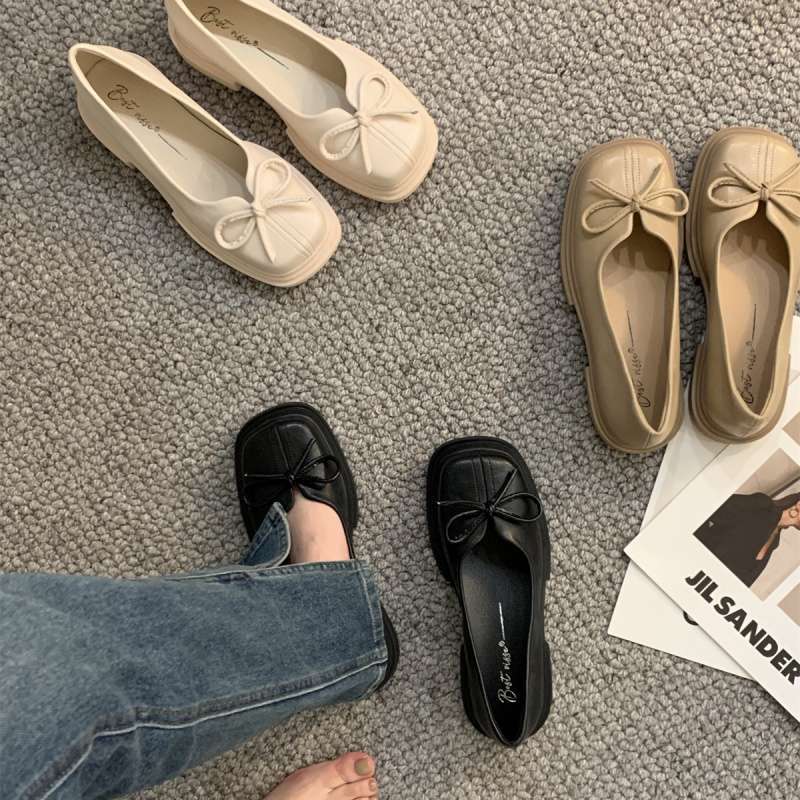 黑色小皮鞋女英伦2025新款韩版仙女风温柔复古学生圆头单鞋女平底